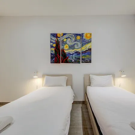 Floor With Common Pool Close To Amenities