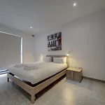 Floor With Common Pool Close To Amenities Apartamento *