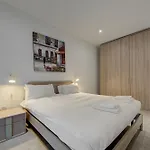 Floor With Common Pool Close To Amenities *