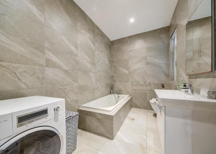 아파트 Floor With Common Pool Close To Amenities