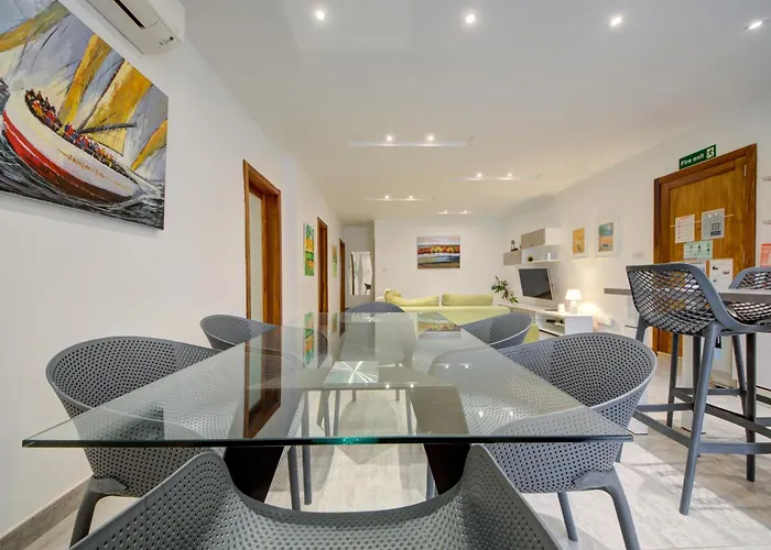 아파트 Floor With Common Pool Close To Amenities